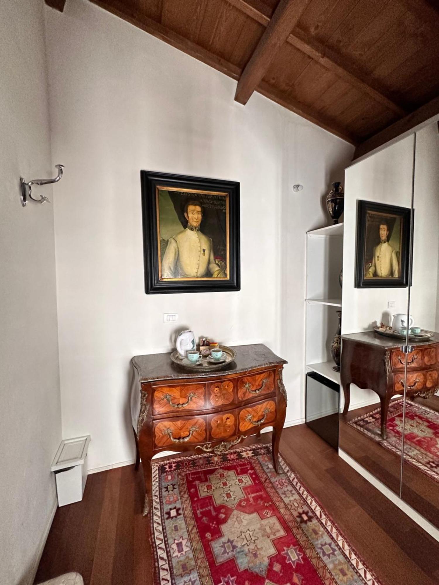 Truly Verona - Delle Erbe Suites Экстерьер фото