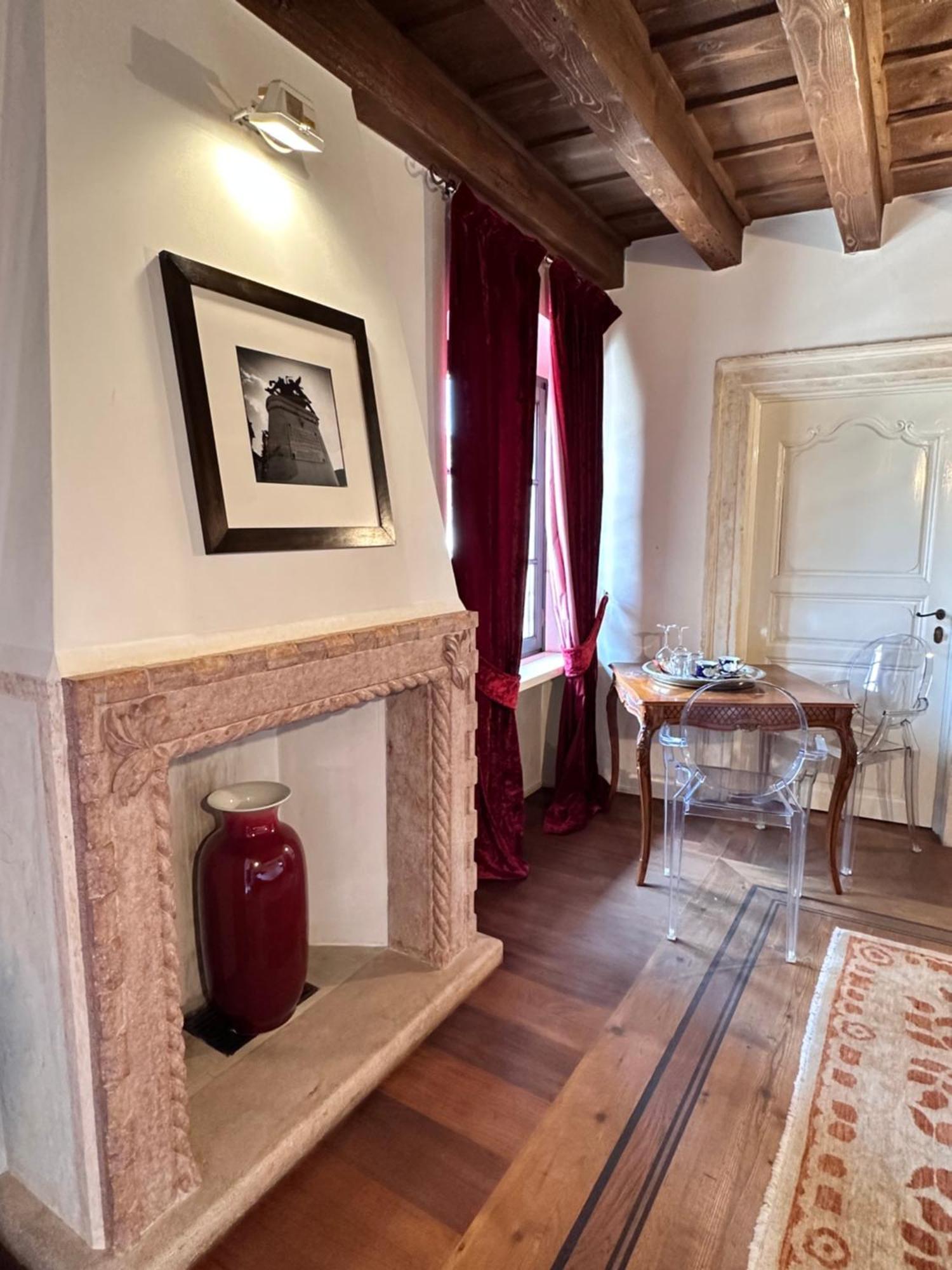 Truly Verona - Delle Erbe Suites Экстерьер фото
